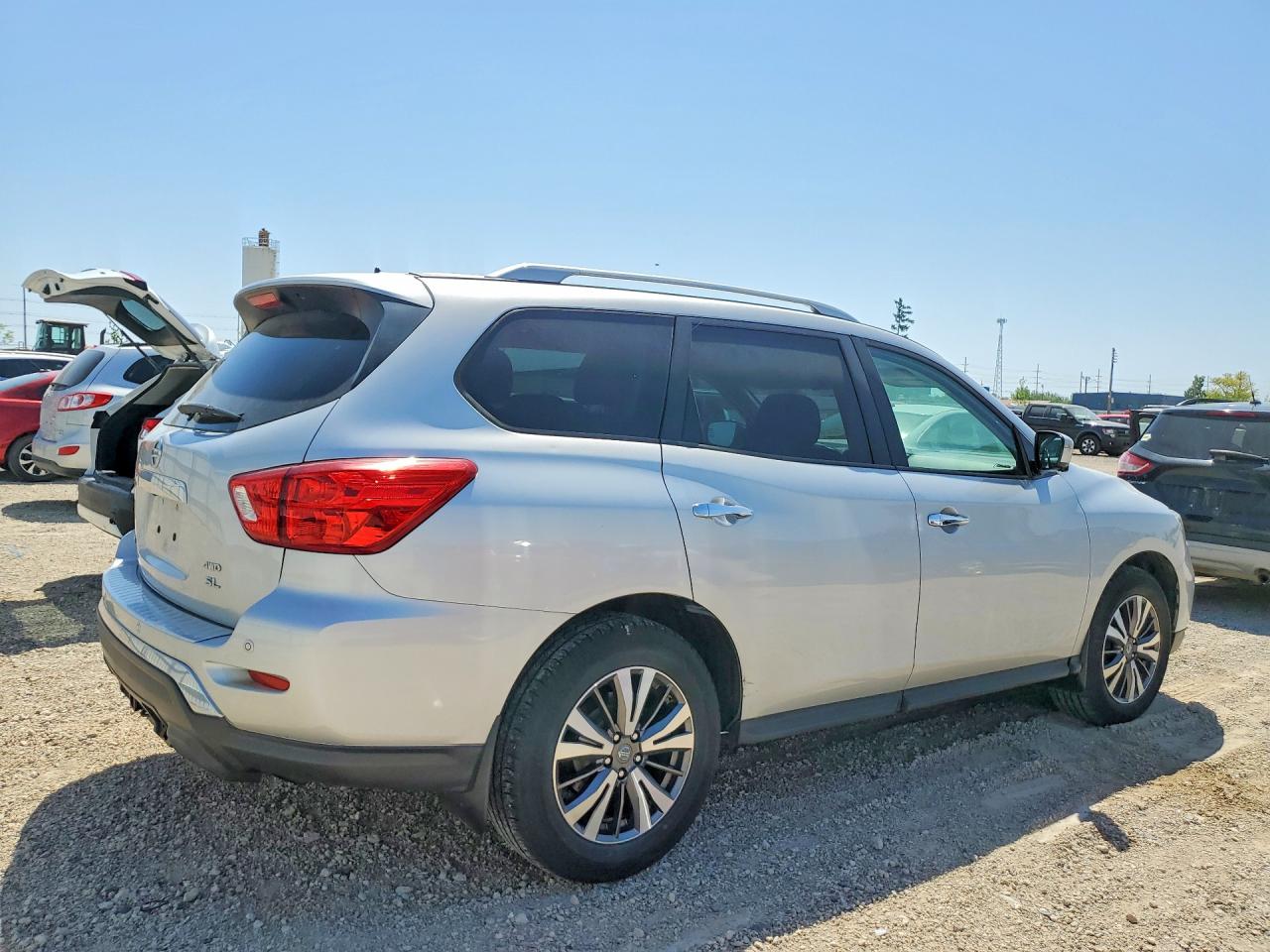Nissan Pathfinder Sl