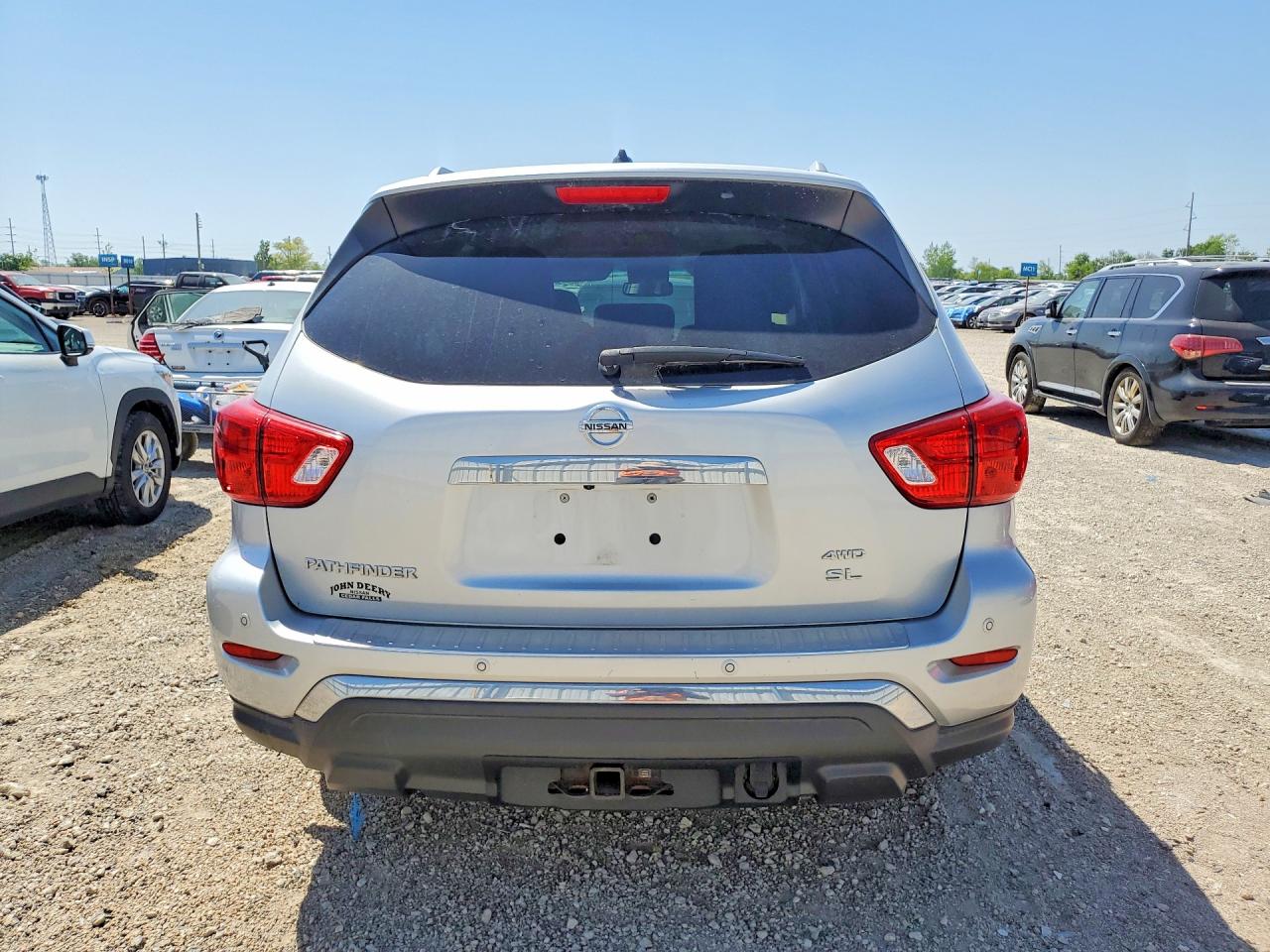 Nissan Pathfinder Sl