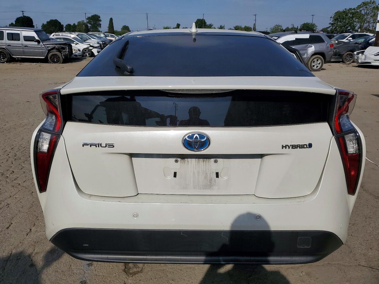 Toyota Prius Three