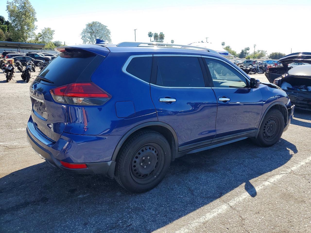 Nissan Rogue S