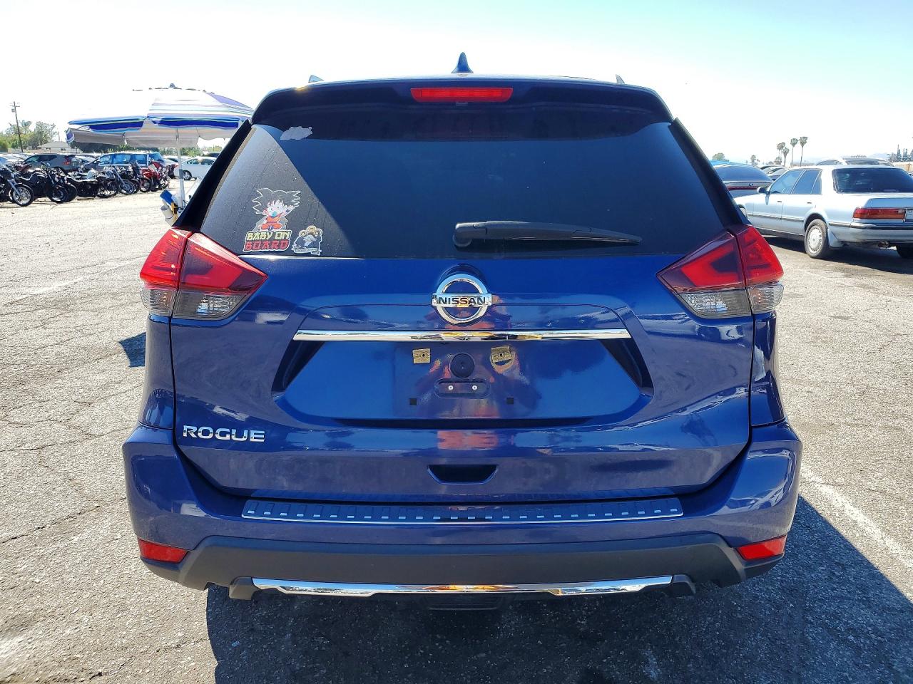 Nissan Rogue S