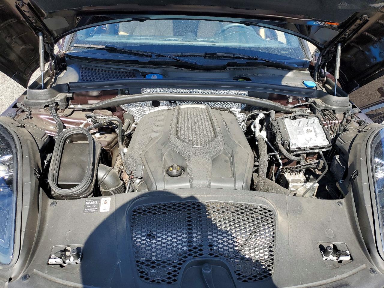 Porsche Macan Base