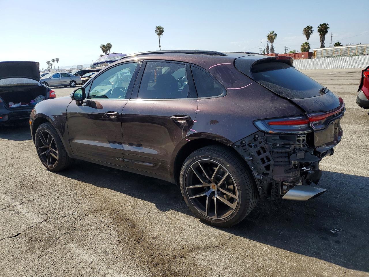 Porsche Macan Base