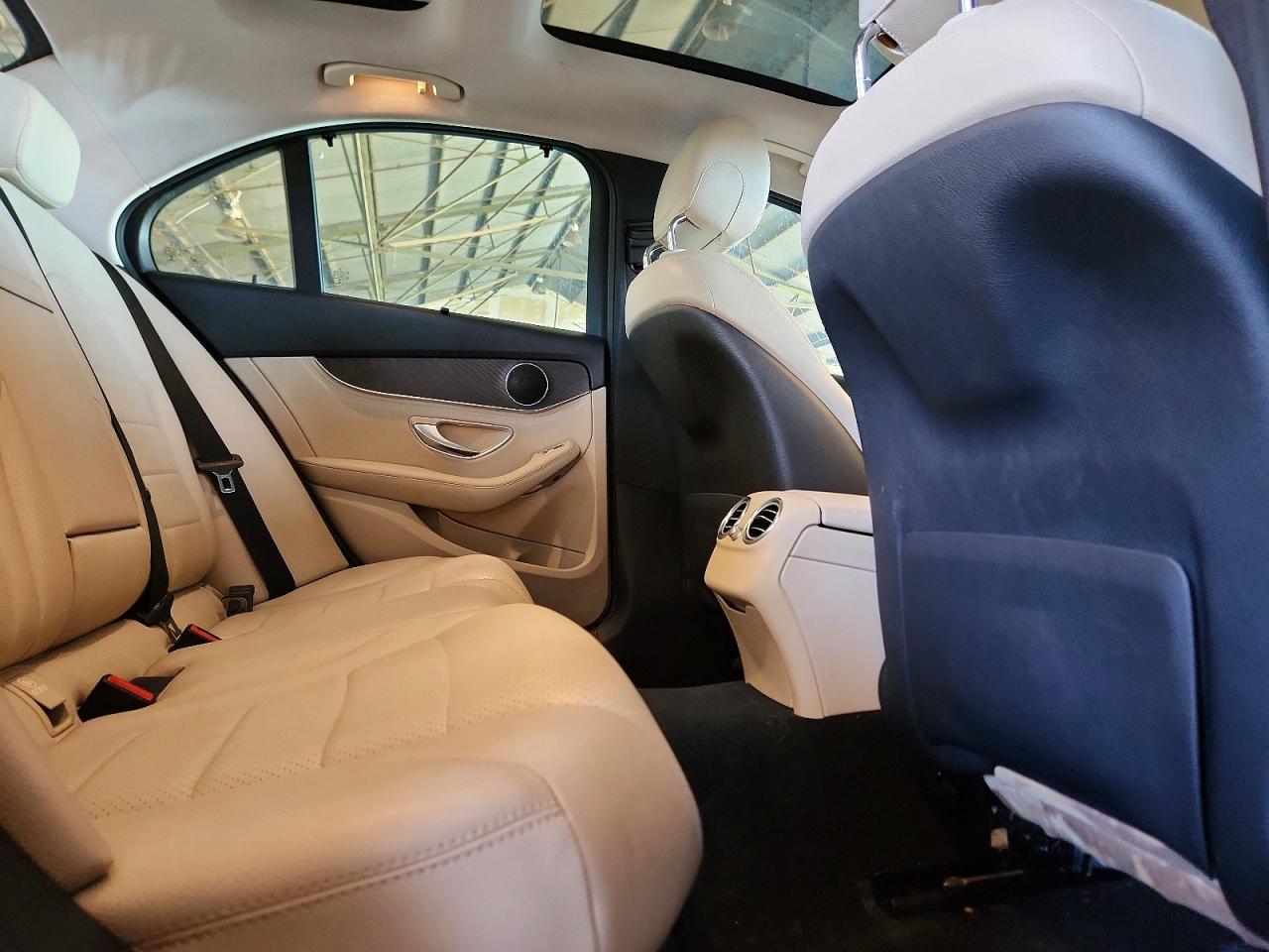 Mercedes-Benz C-Class 300 4matic