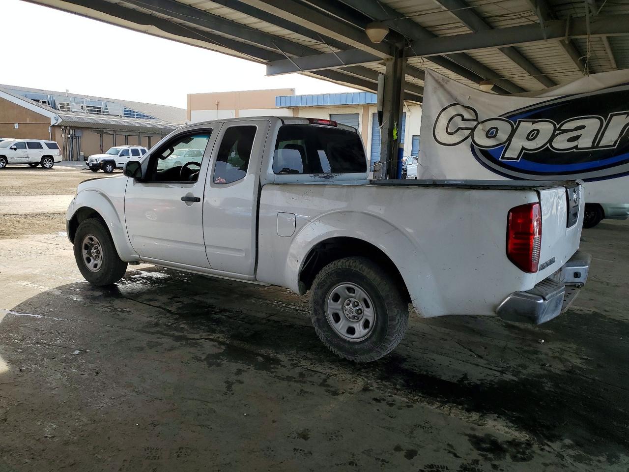 Nissan Frontier S