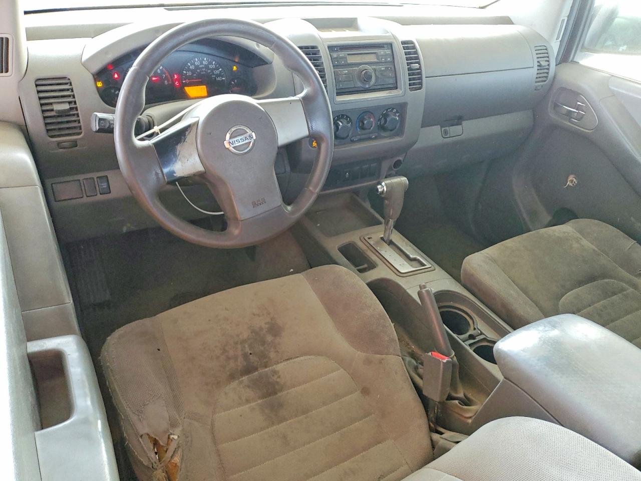 Nissan Frontier S