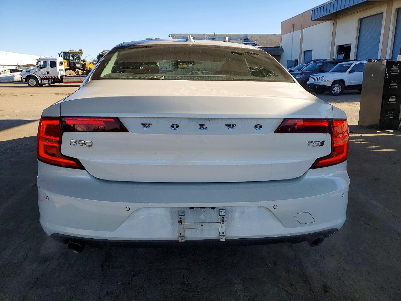 Volvo S90 T5 Momentum