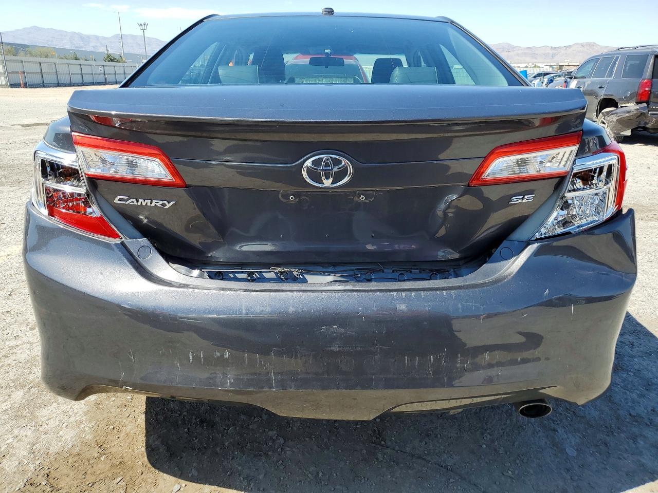 Toyota Camry Se