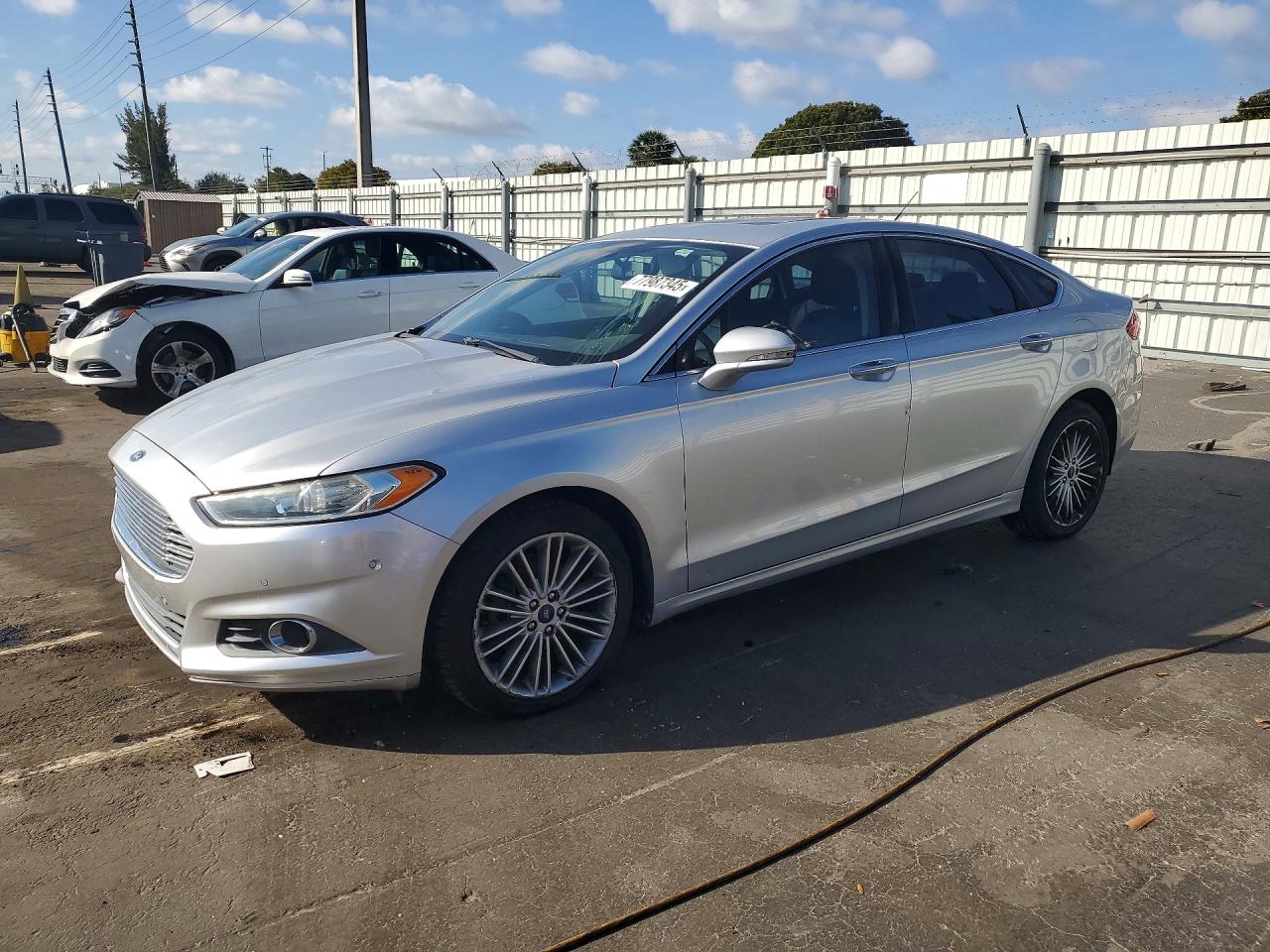 Salvage Ford Fusion Image