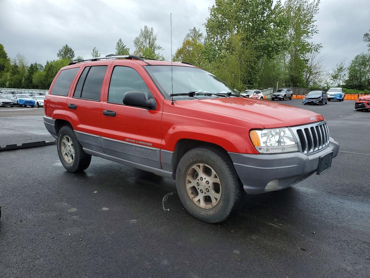 Jeep Grand Cherokee Laredo