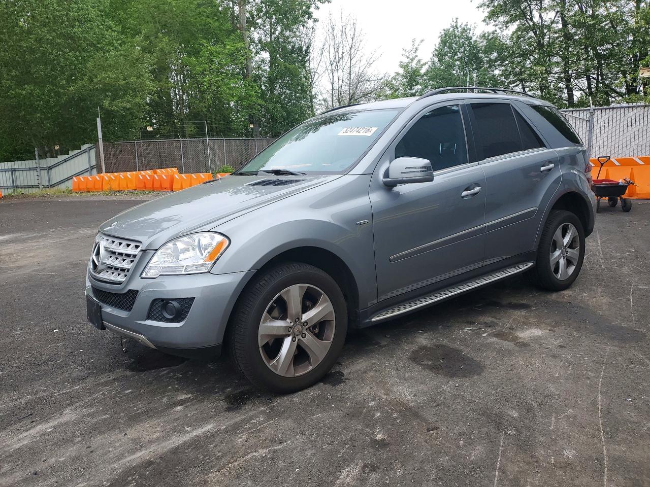 Salvage Mercedes-Benz M-Class Image
