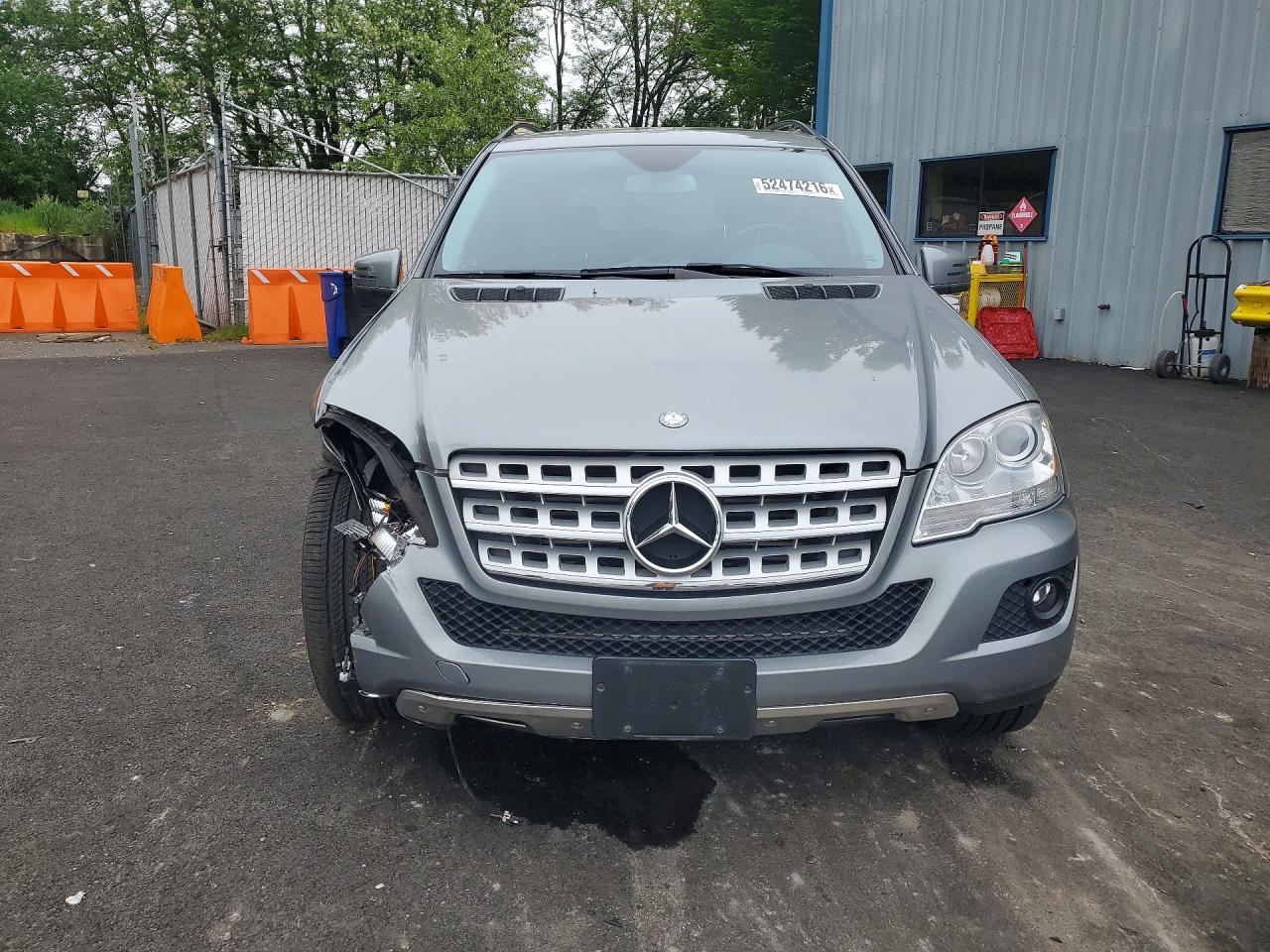 Mercedes-Benz M-Class 350 Bluetec
