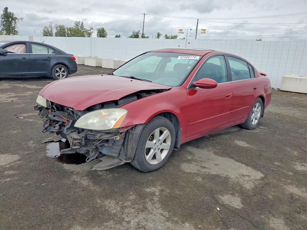 Salvage Nissan Altima Image