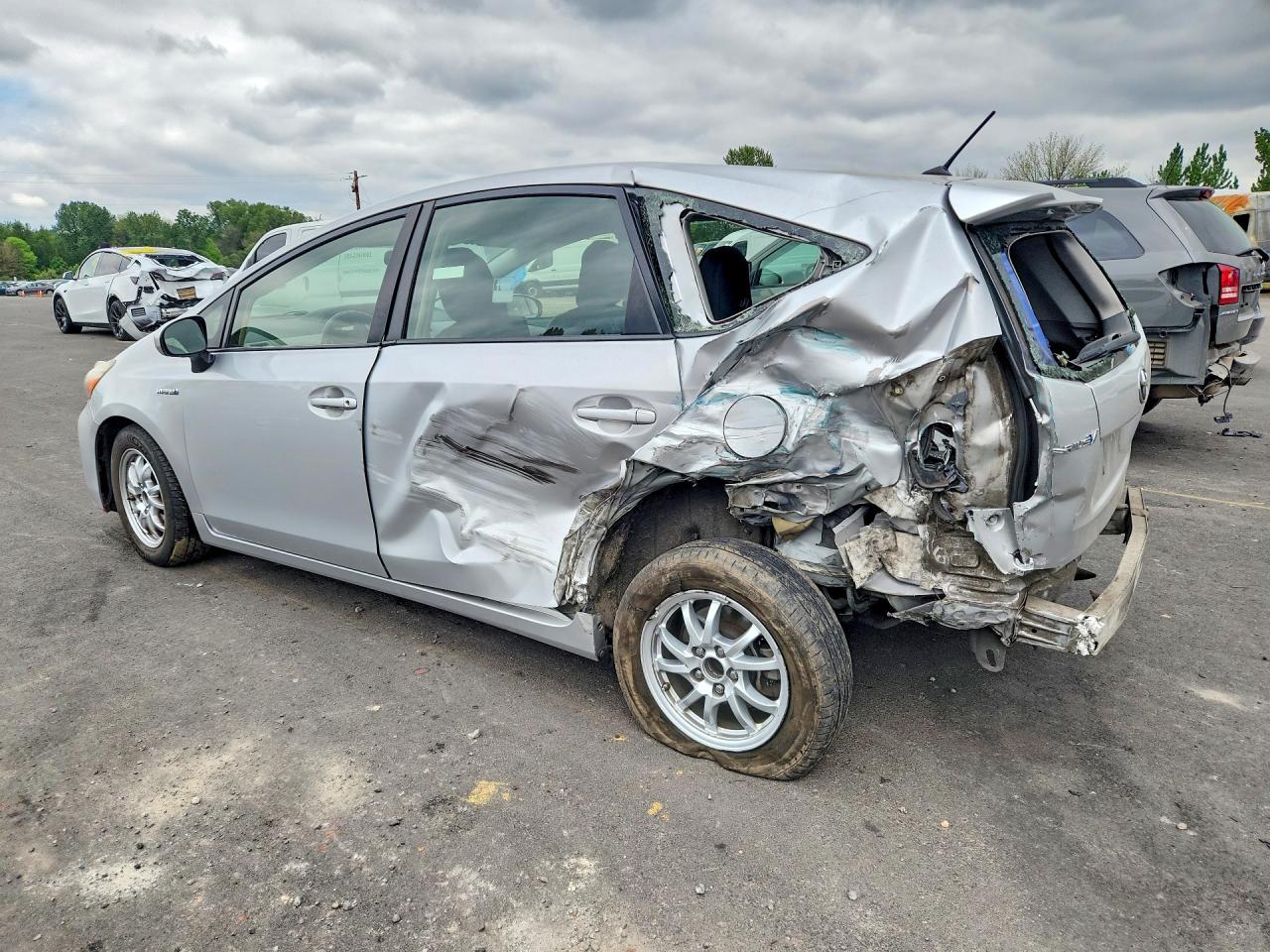 Toyota Prius v Two