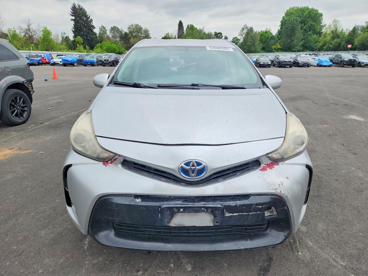 Toyota Prius v Two