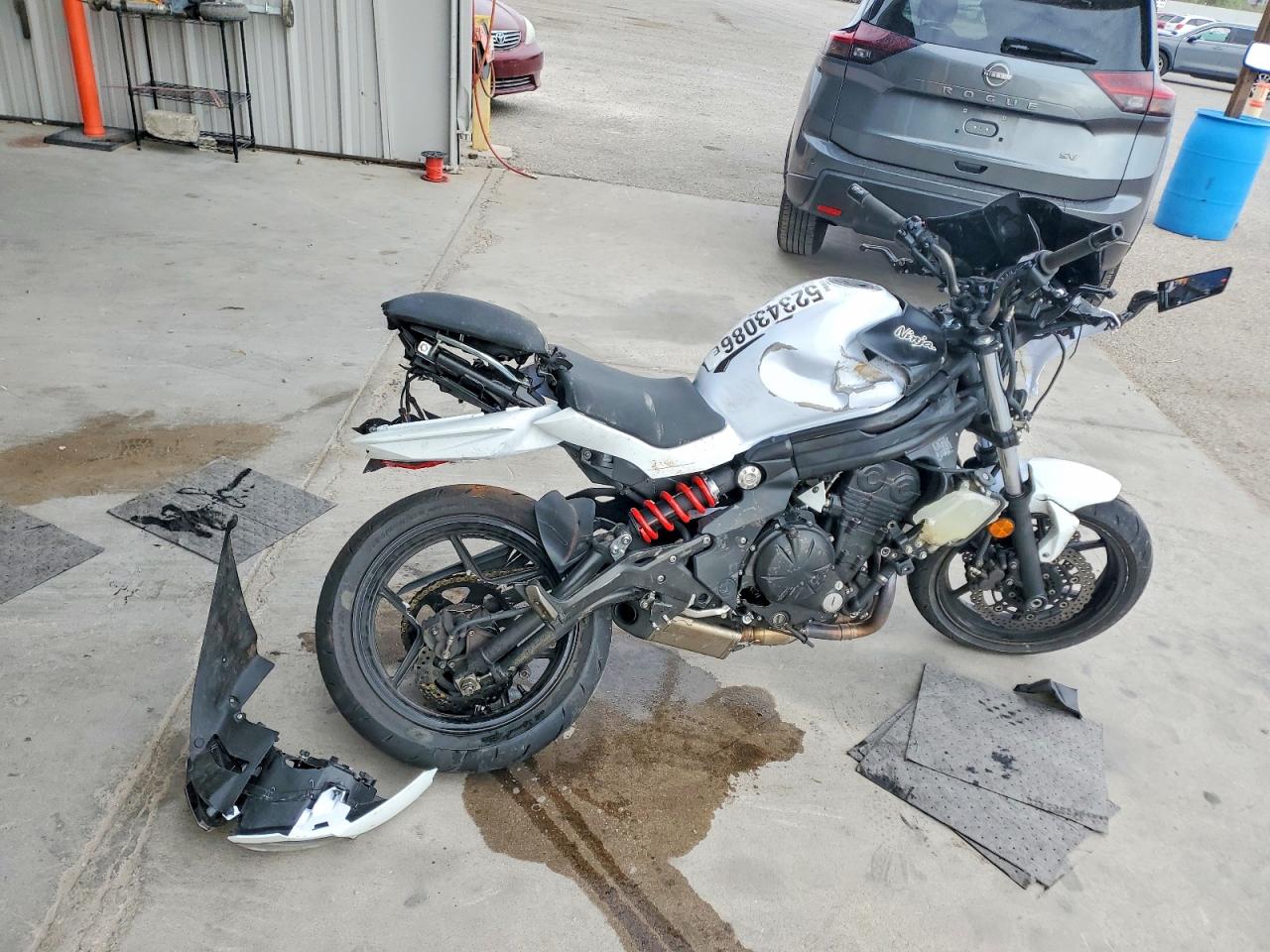 Salvage Kawasaki Ex Image