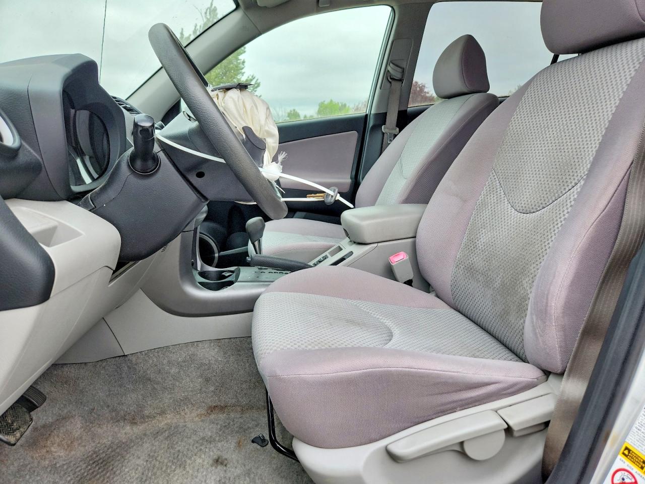 Toyota RAV4 Base