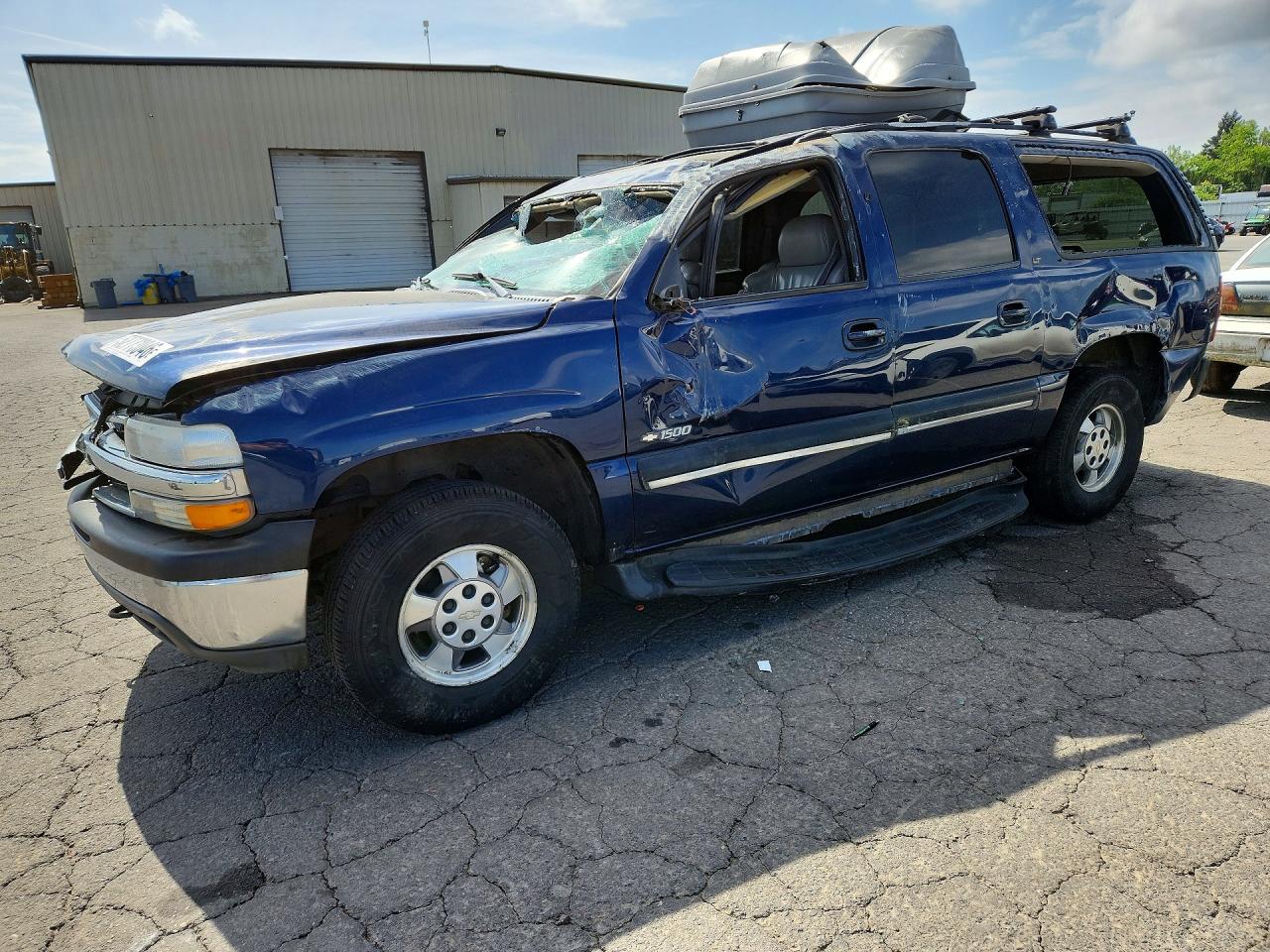 Salvage Chevrolet Suburban Image