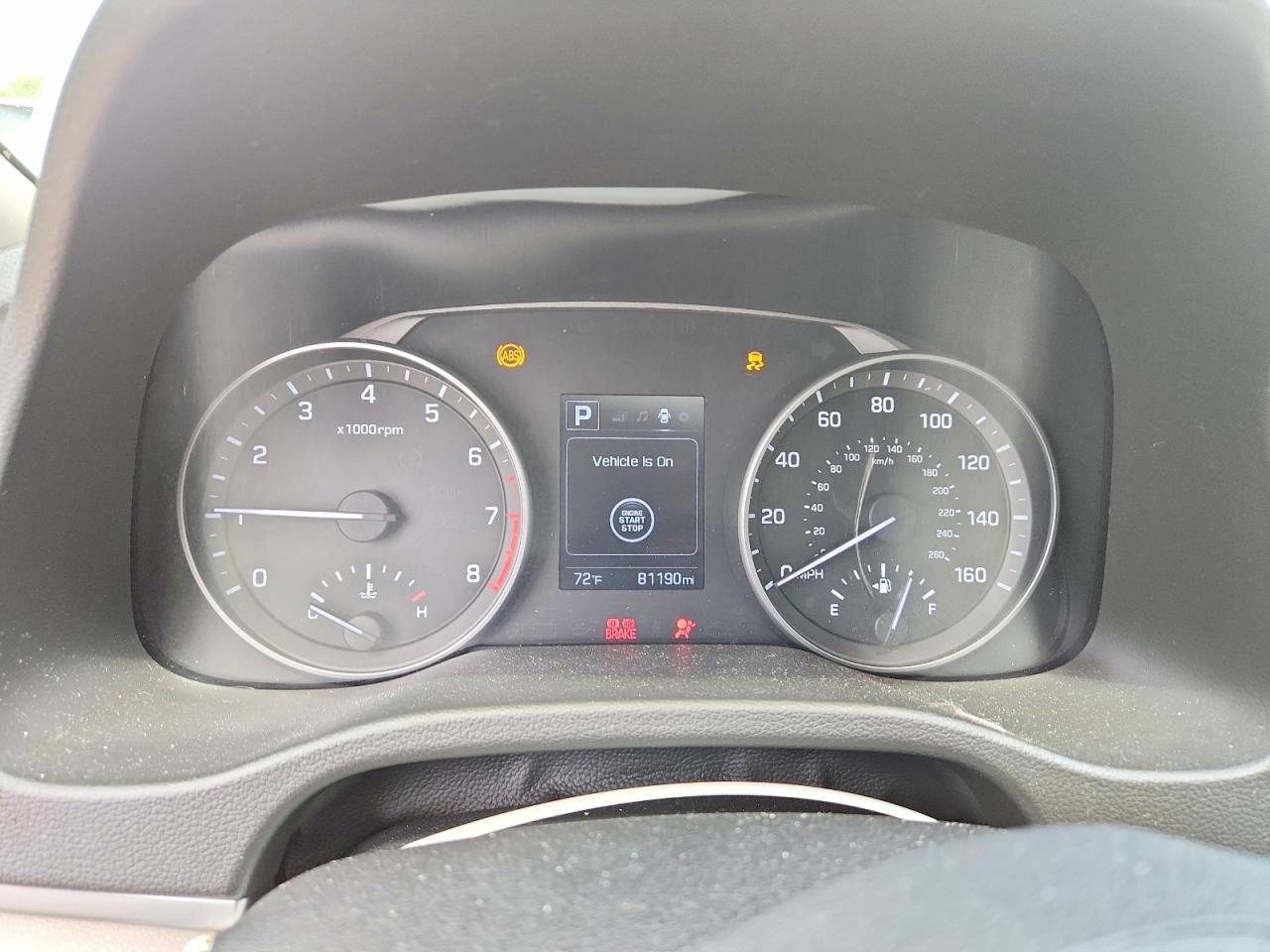 Hyundai ELANTRA Value Edition
