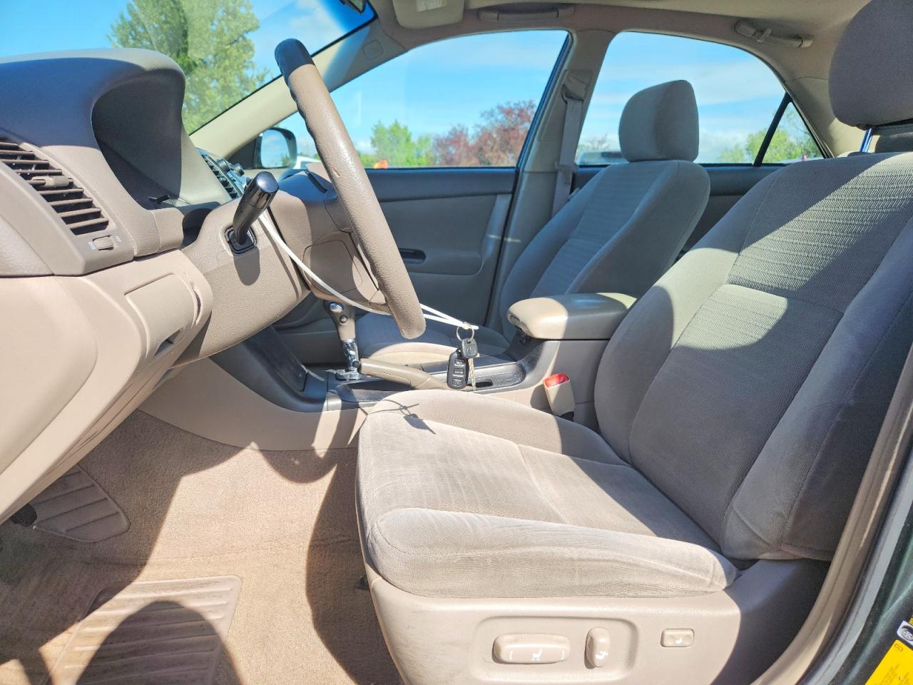 Toyota Camry Le
