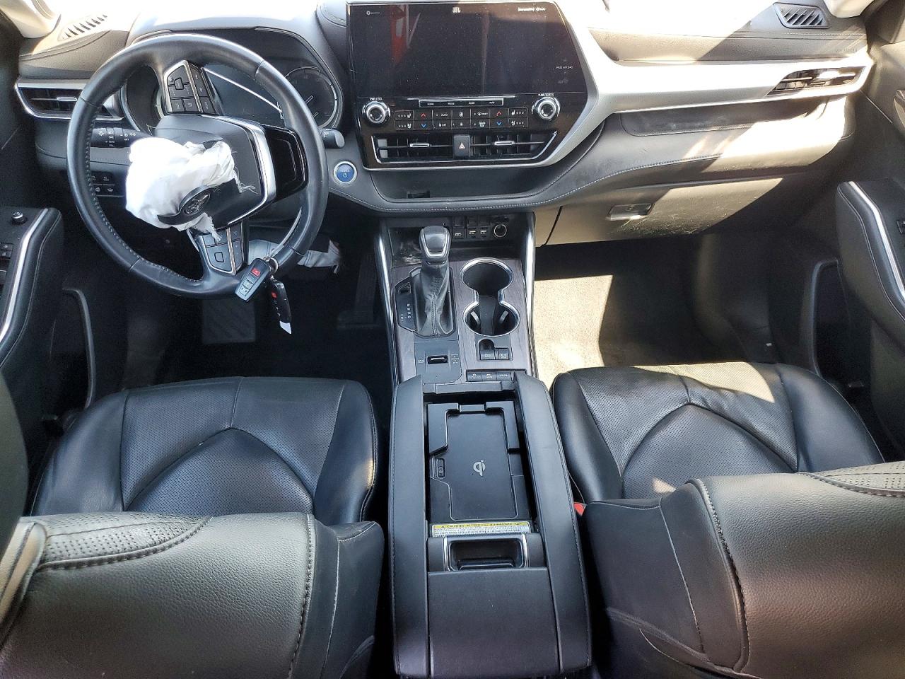 Toyota Highlander Hybrid Platinum