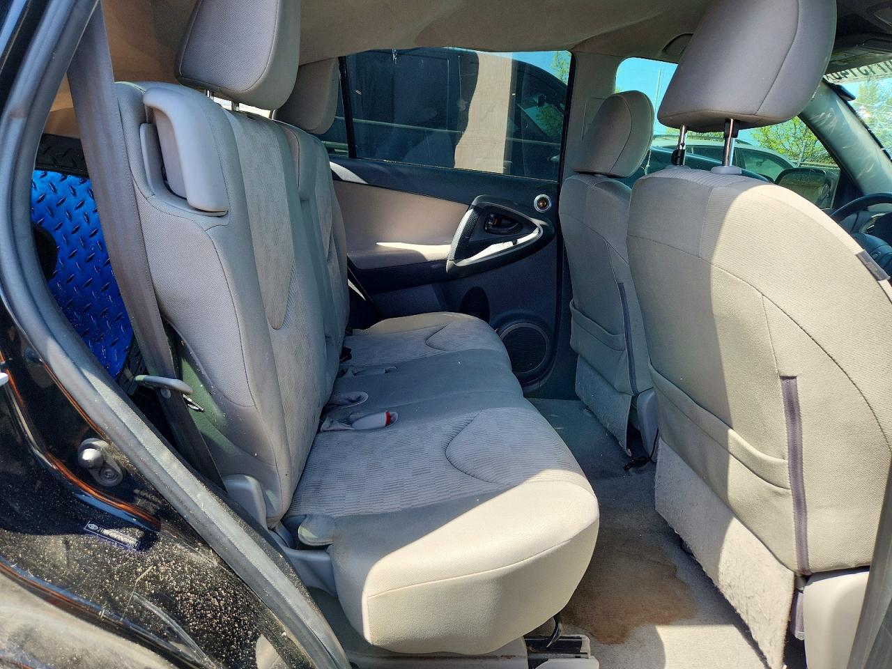 Toyota RAV4 Base