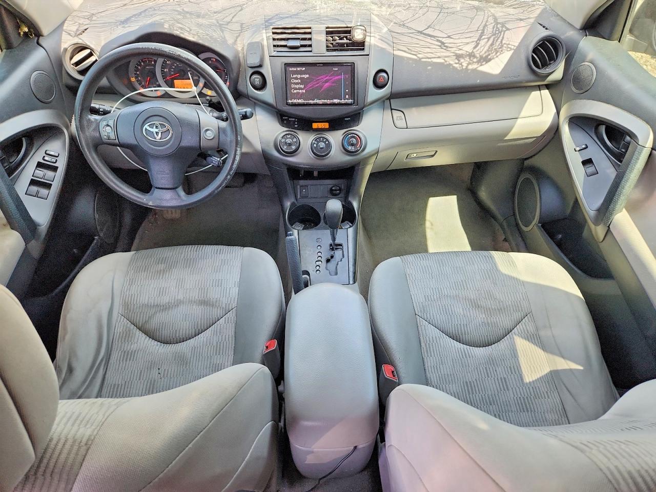 Toyota RAV4 Base