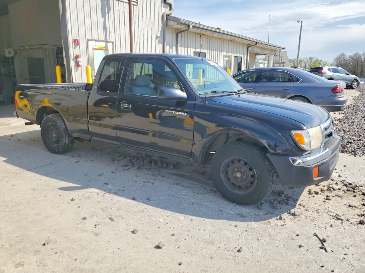 Toyota Tacoma Base