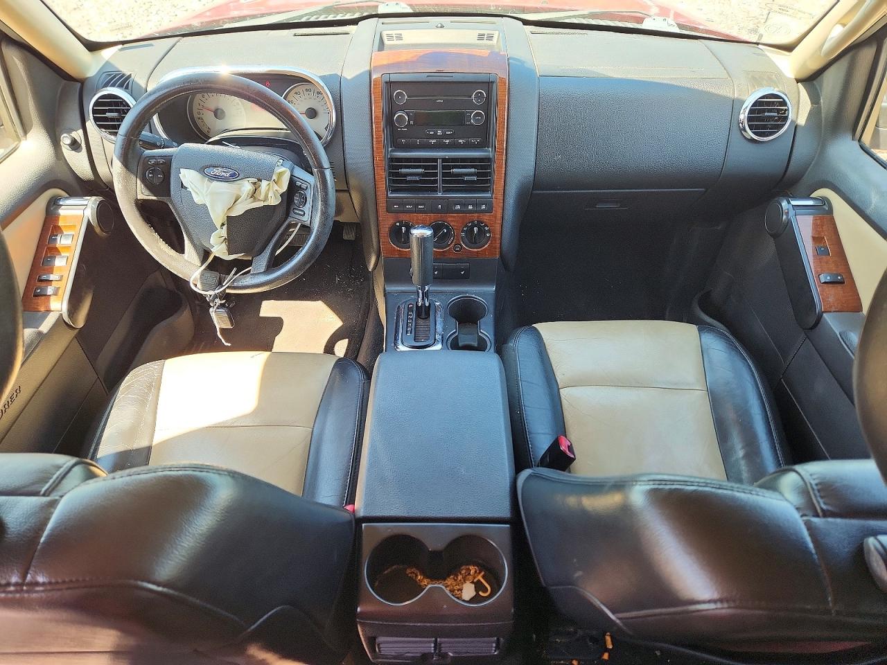 Ford Explorer Eddie Bauer