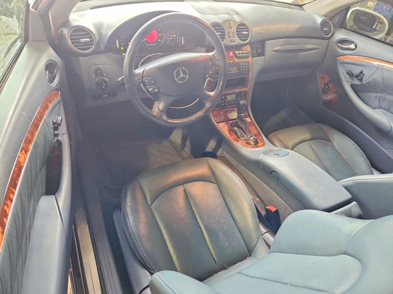 Mercedes-Benz Clk-class 320