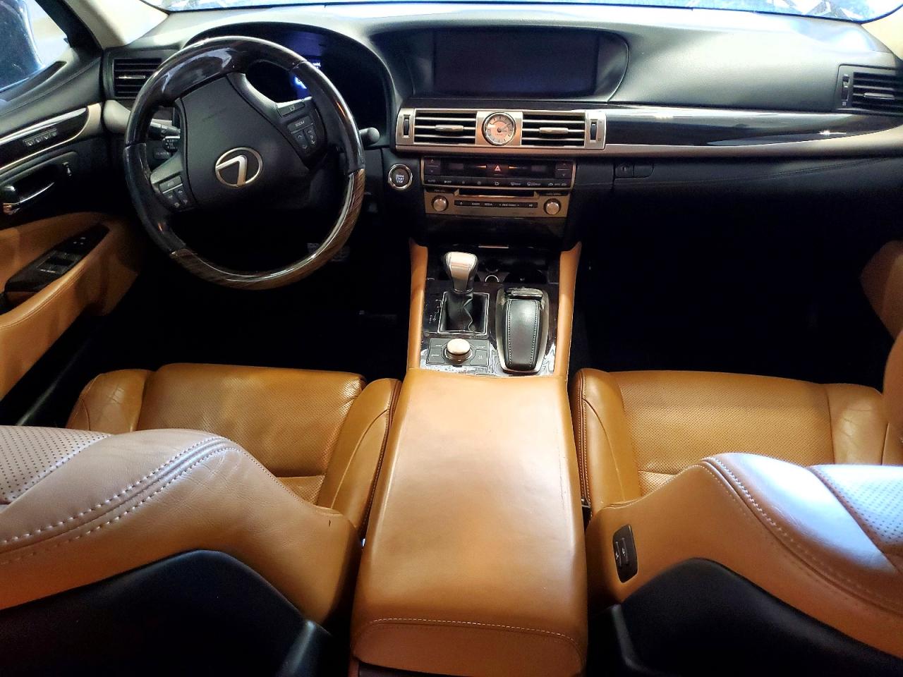 Lexus LS 460