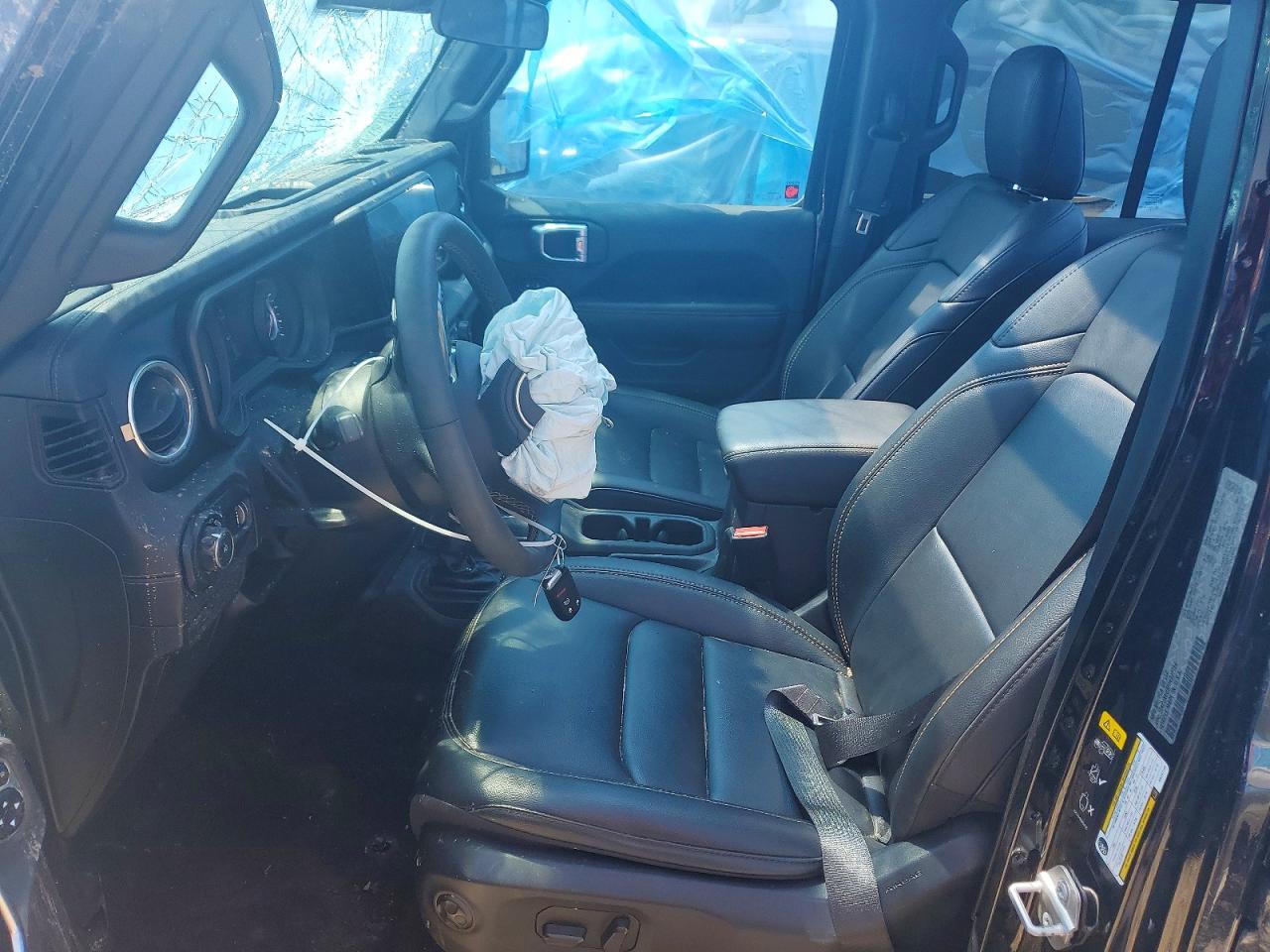 Jeep Wrangler Sahara