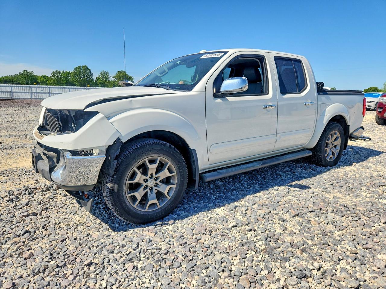 Salvage Nissan Frontier Image