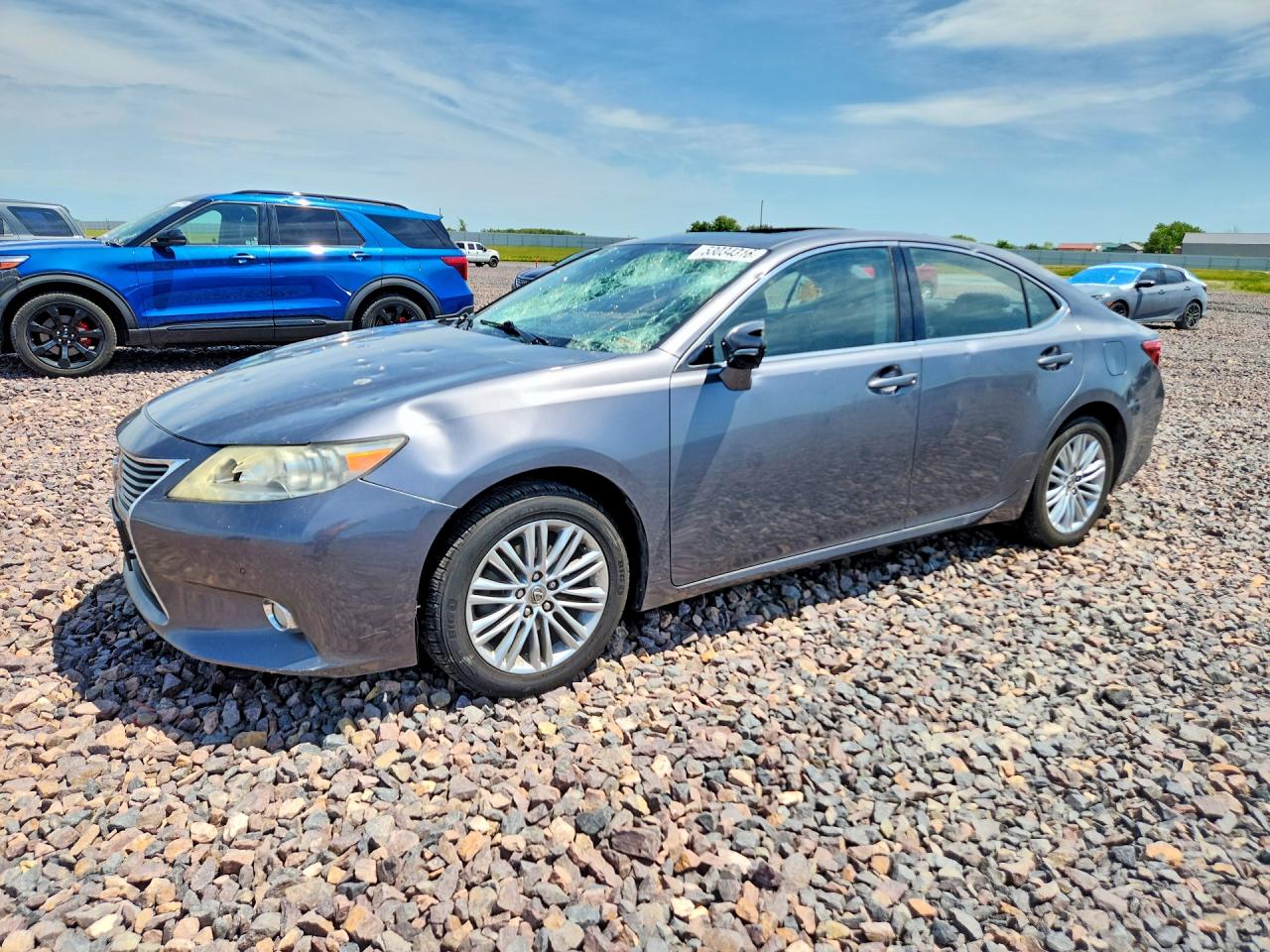 Salvage Lexus Es Image