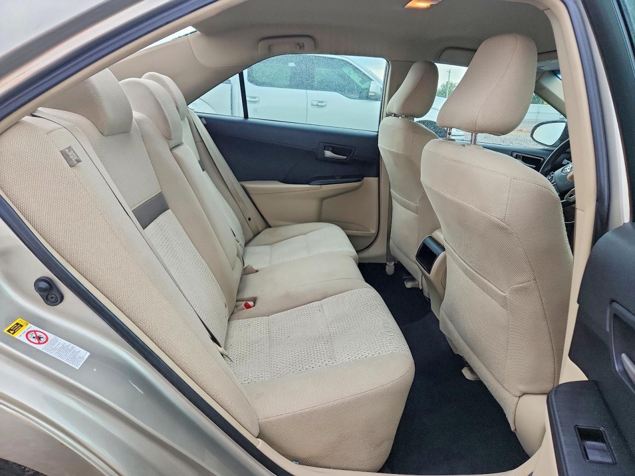 Toyota Camry Le