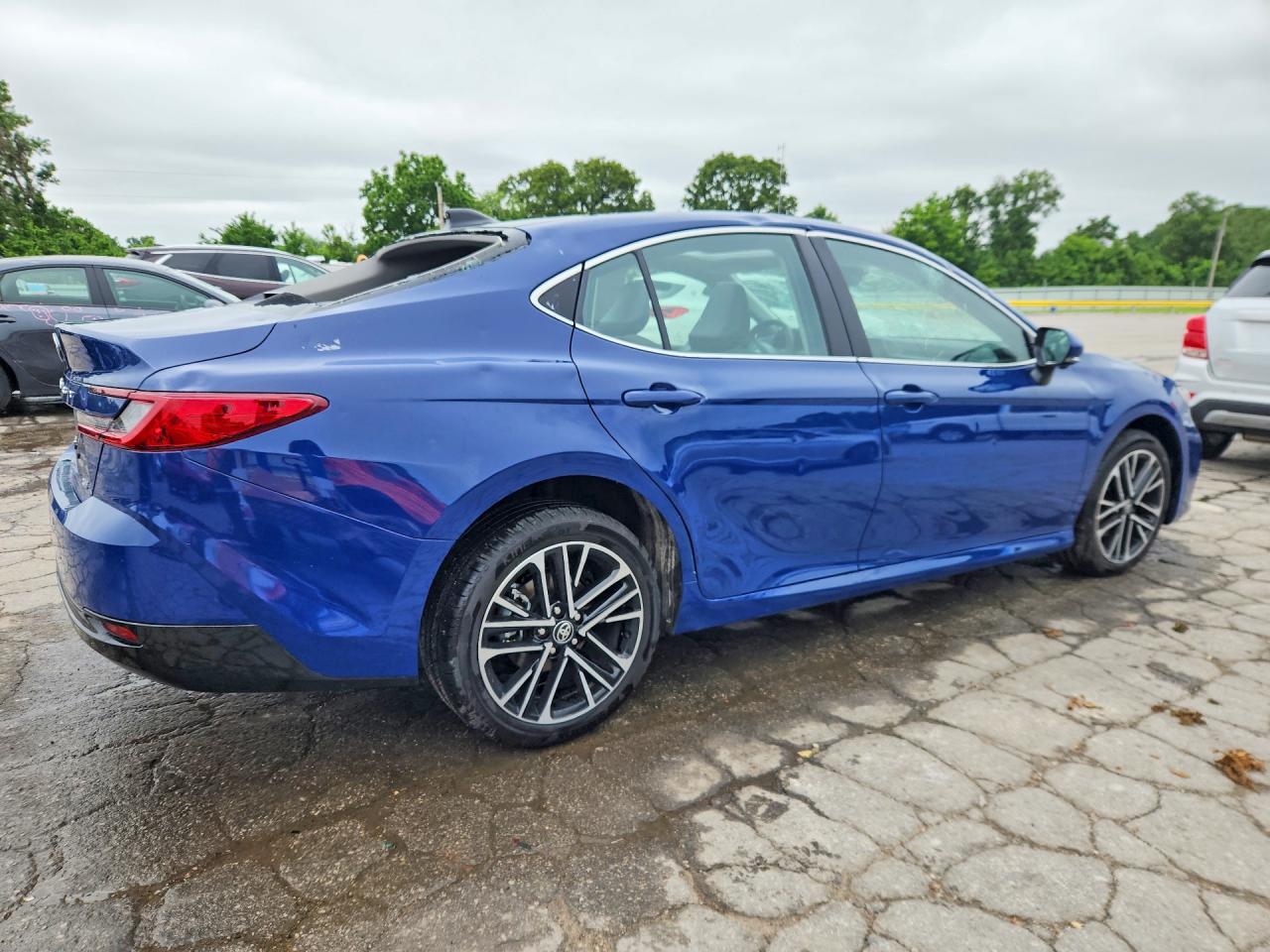 Toyota Camry Xle