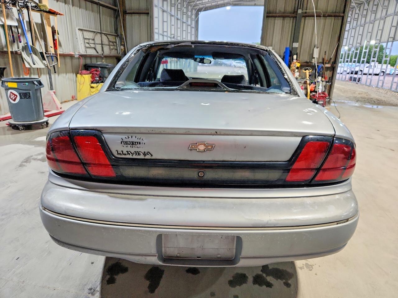 Chevrolet Lumina Base