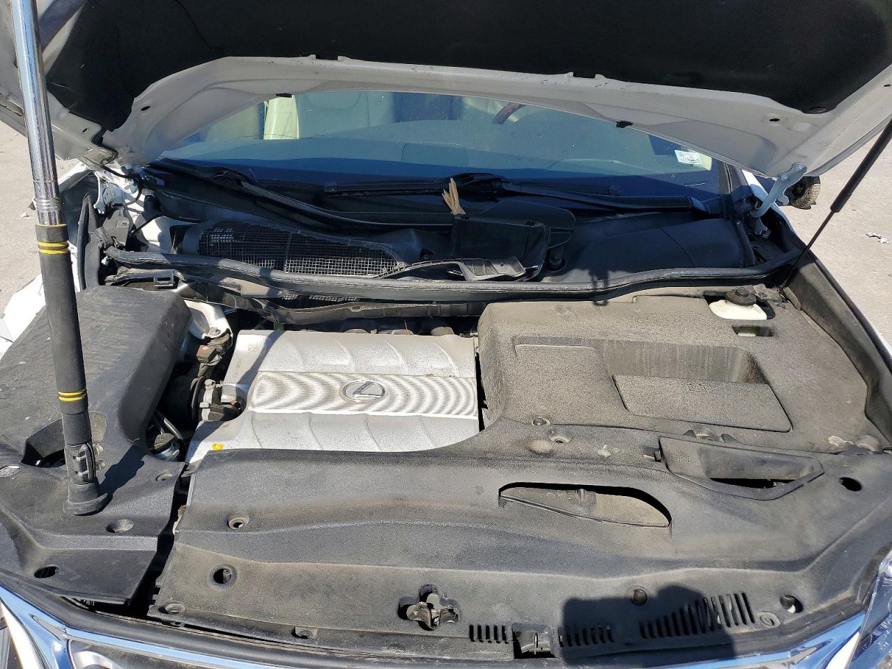 Lexus RX Base