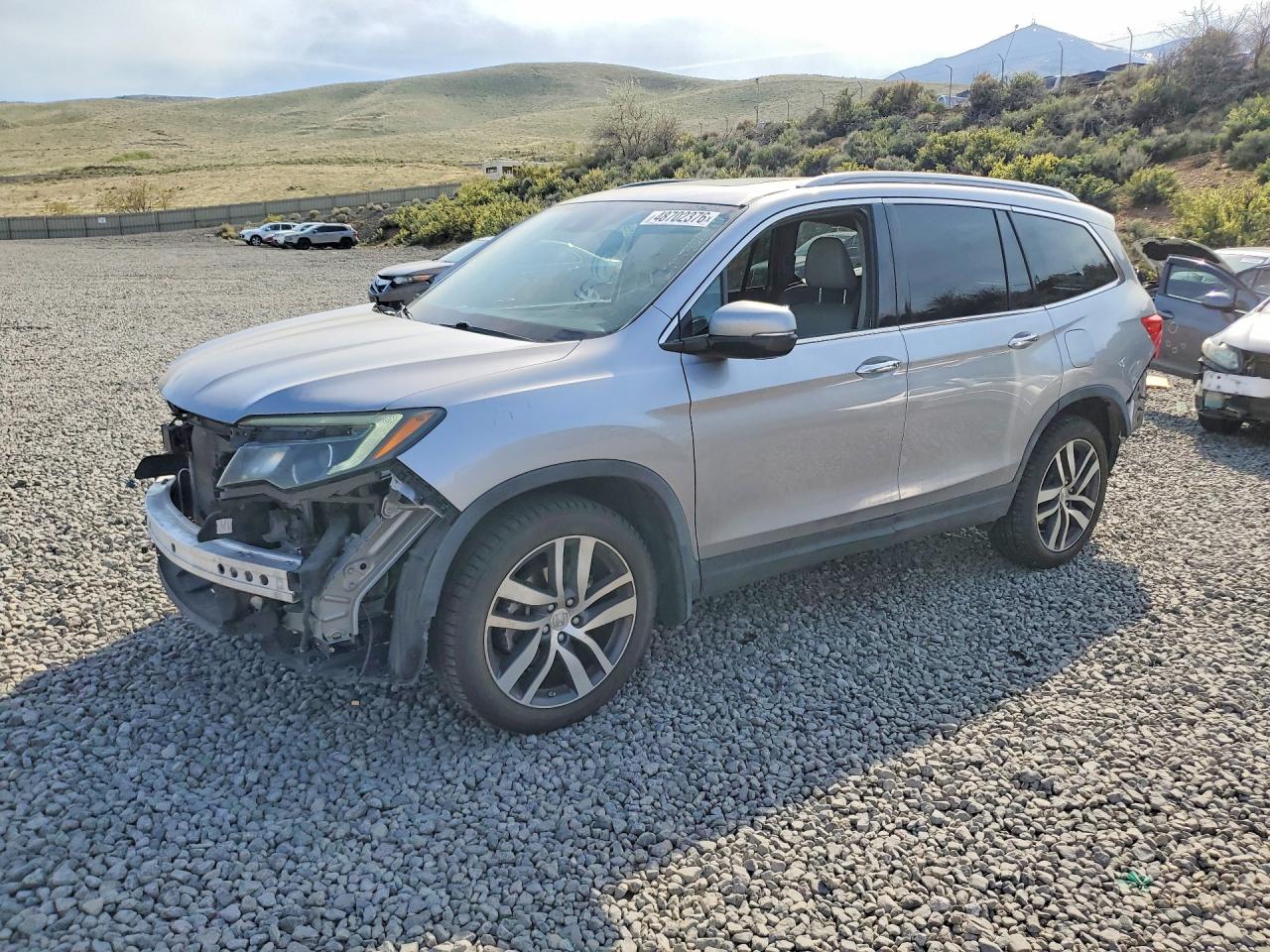 Salvage Honda Pilot Image