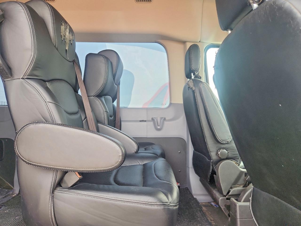 Ford Transit T-150
