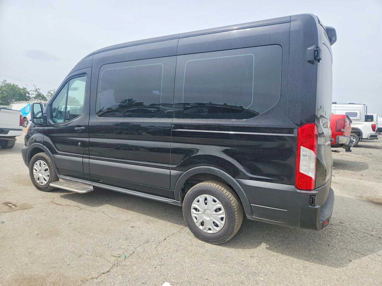 Ford Transit T-150
