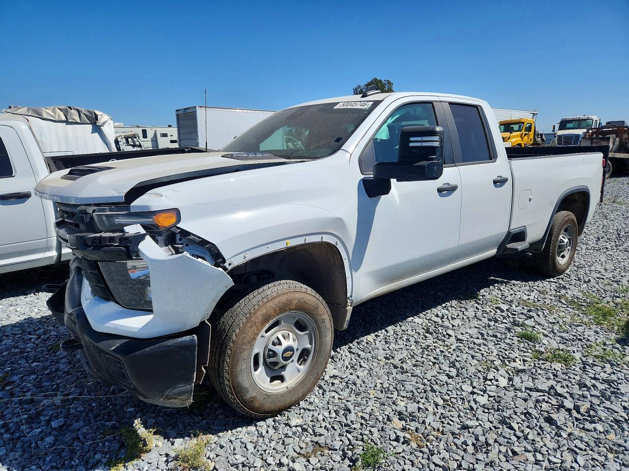 Salvage Chevrolet Silverado Image
