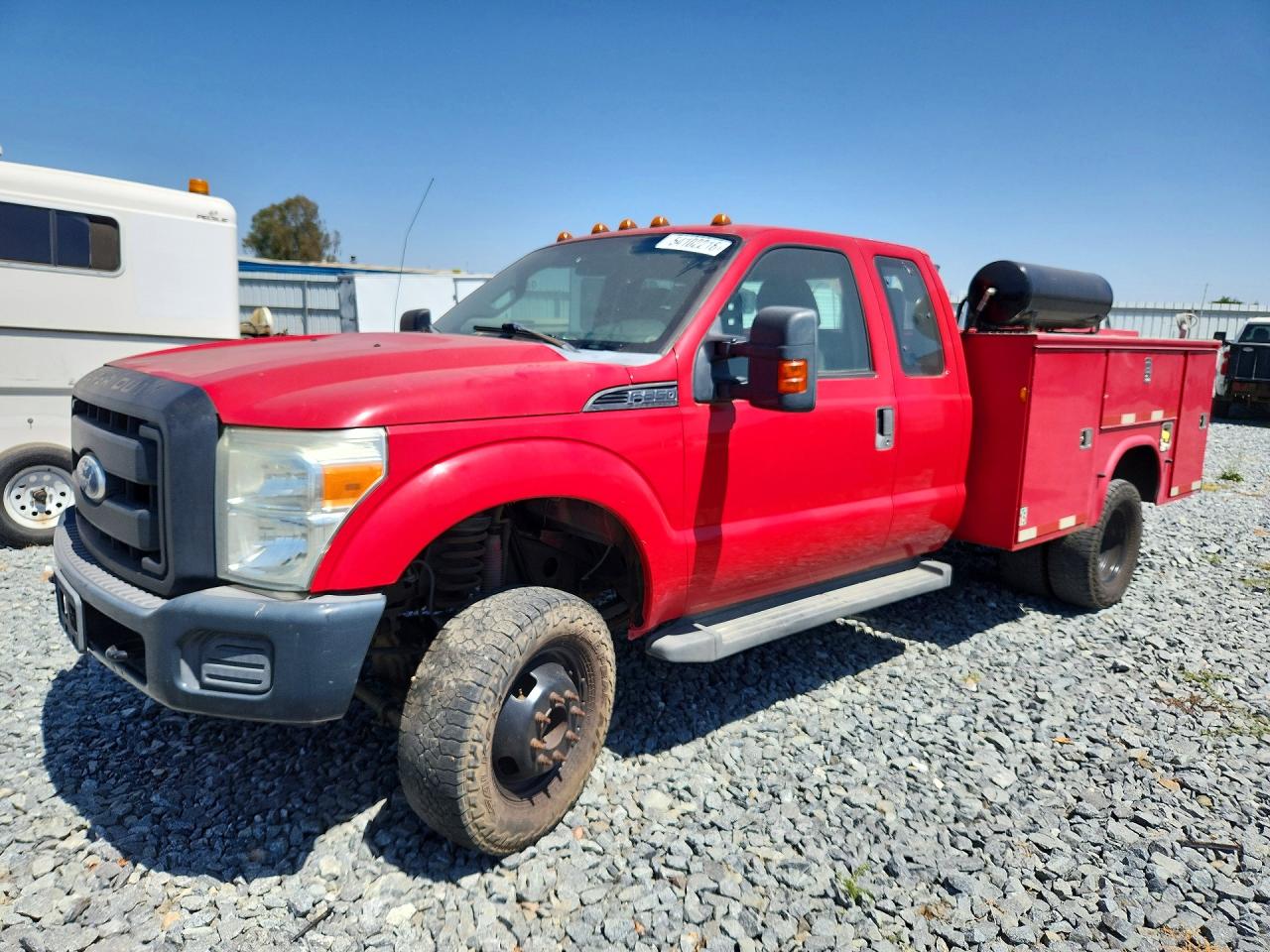 Salvage Ford F-350 Image
