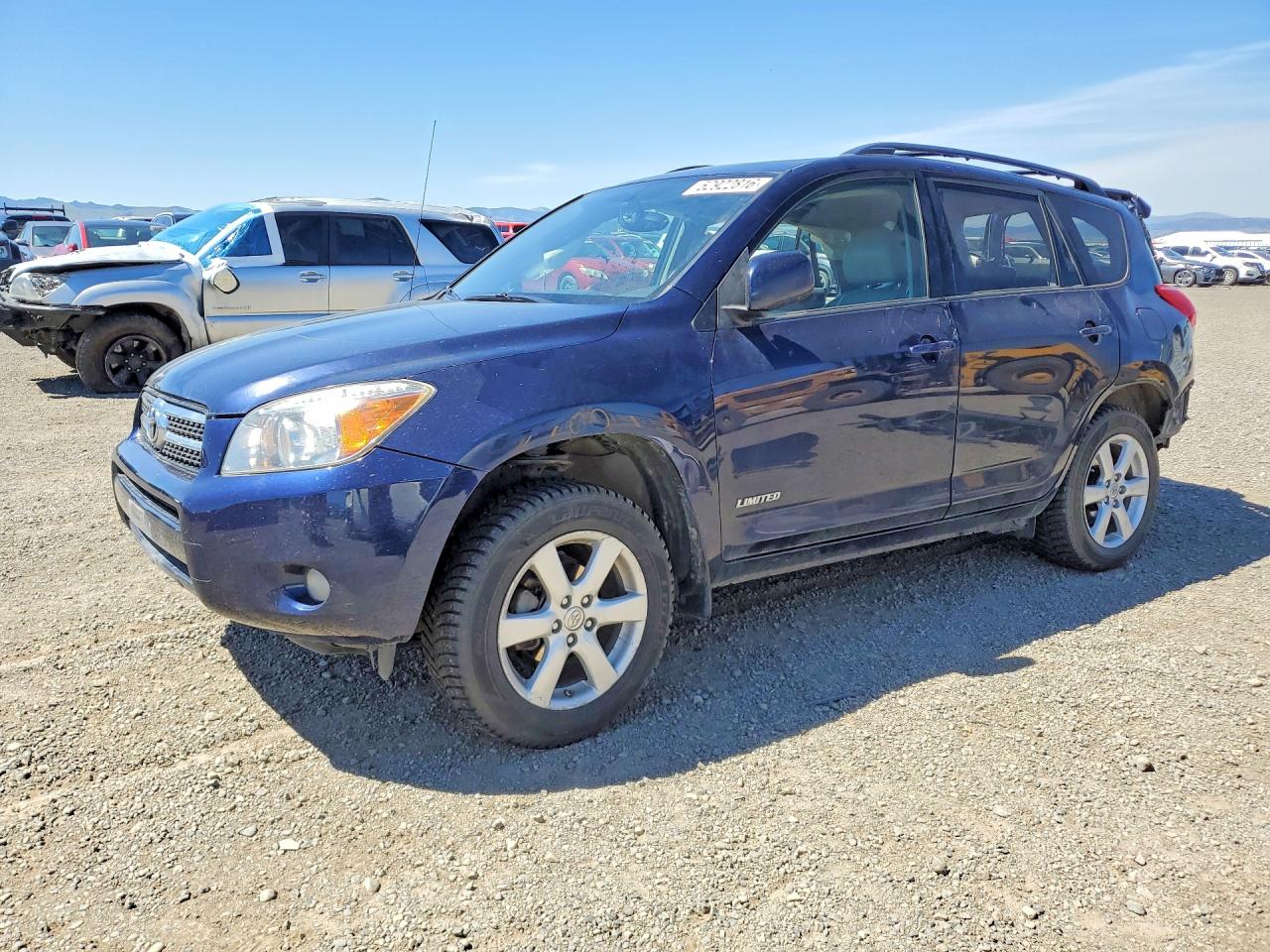 Salvage Toyota RAV4 Image