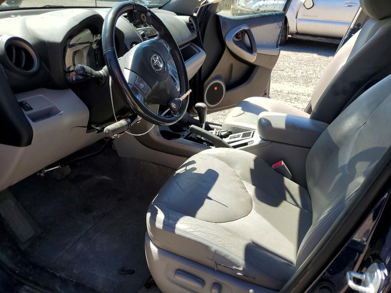 Toyota RAV4 Limited