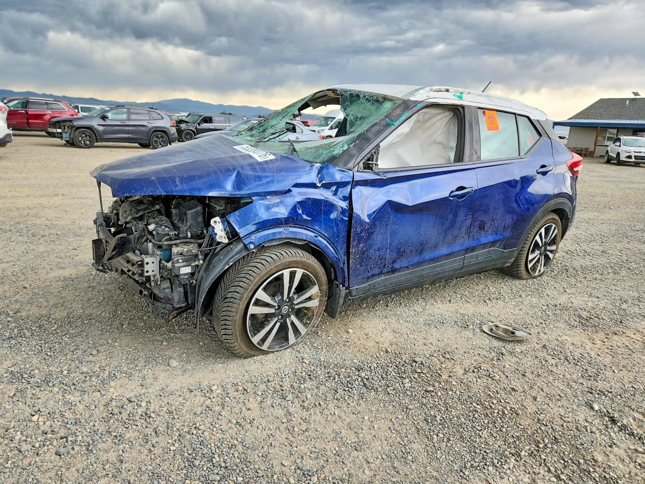 Salvage Nissan Kicks Image
