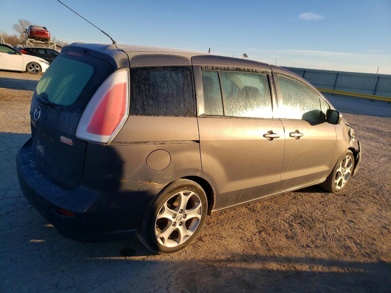 Mazda 5