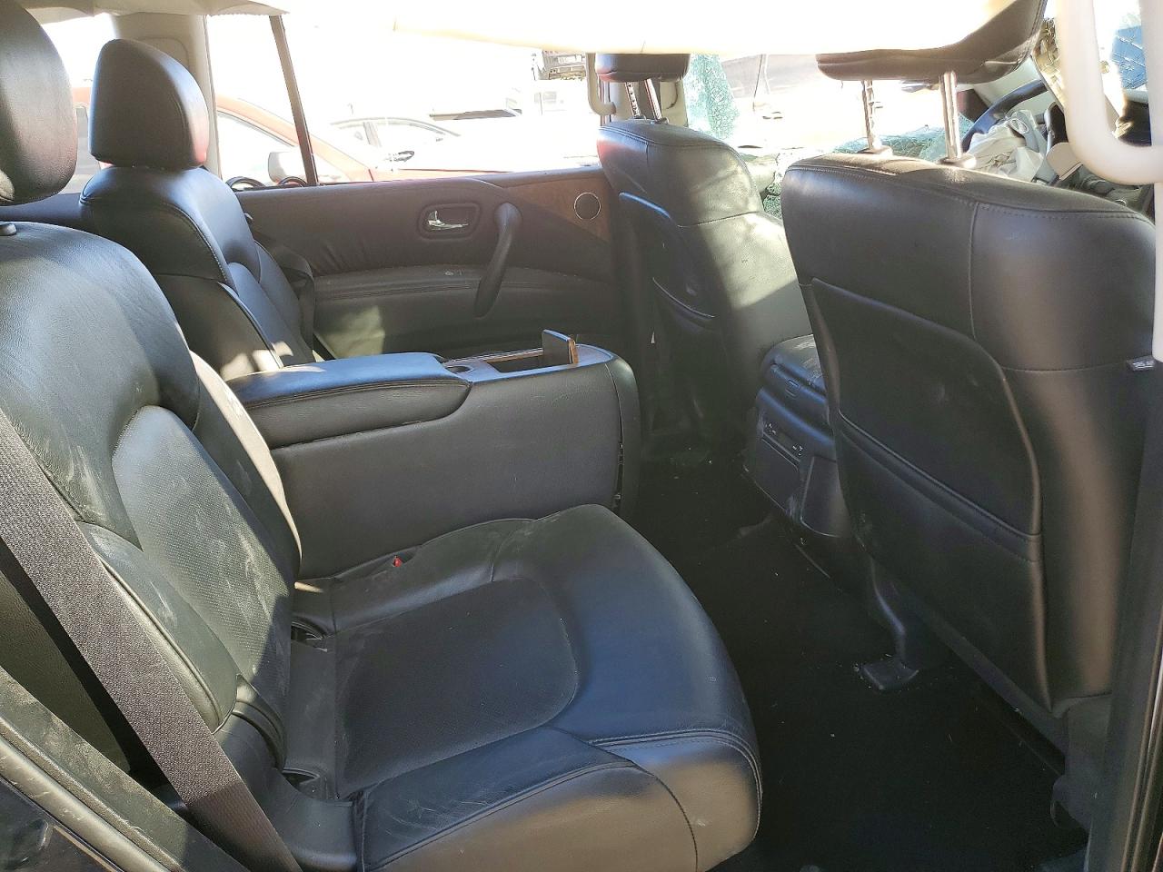 Nissan Armada Sl