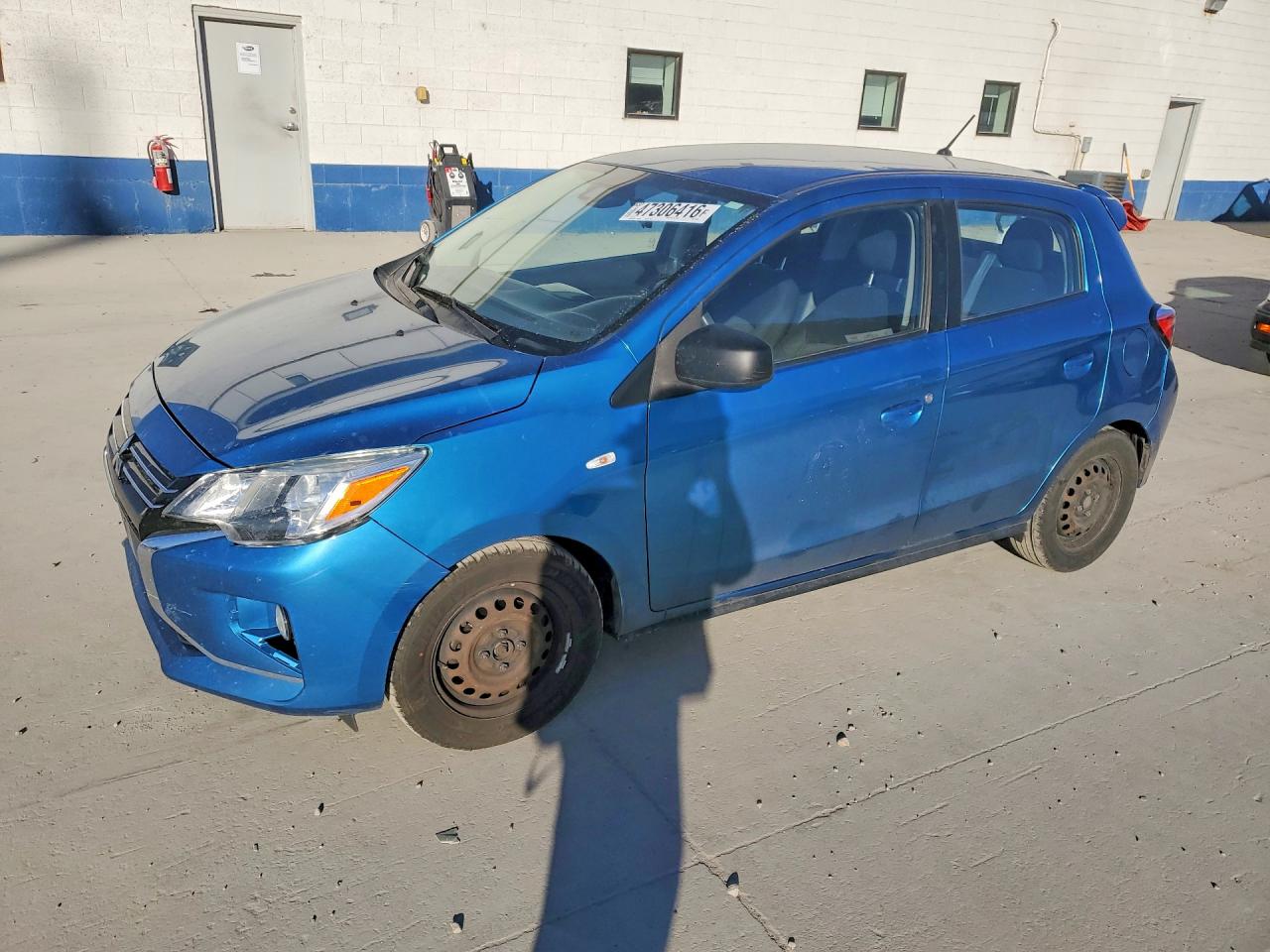 Salvage Mitsubishi Mirage Image
