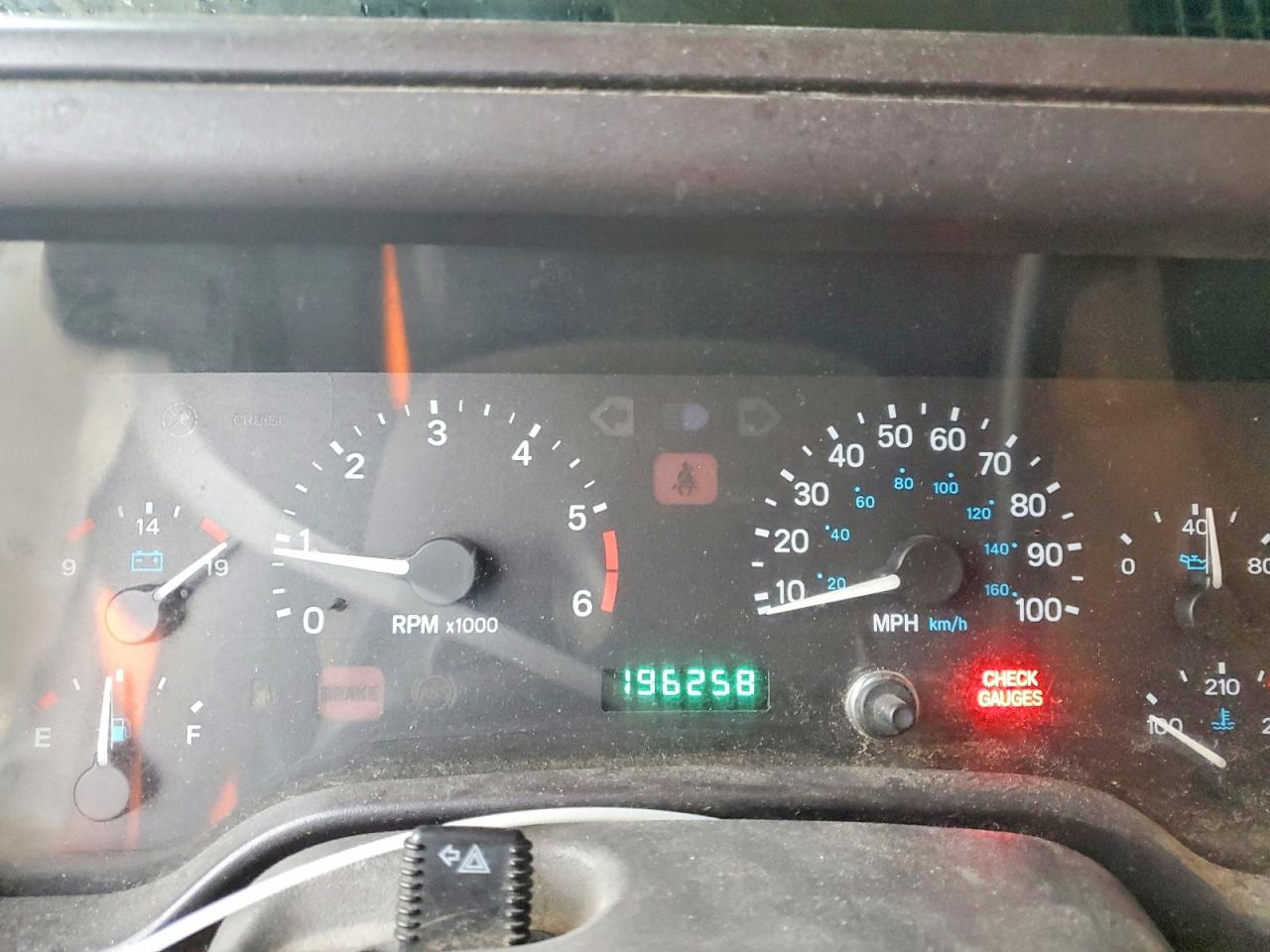 Jeep Wrangler Sahara